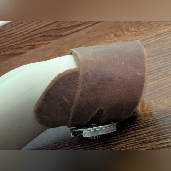 Steampunk ROUND "Gears"  asymmetrical Brown Leather - Picture 5 of 6